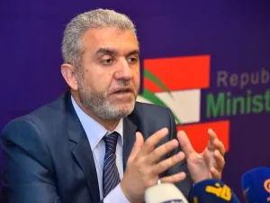 وزير العمل اللبناني مصطفى بيرم 