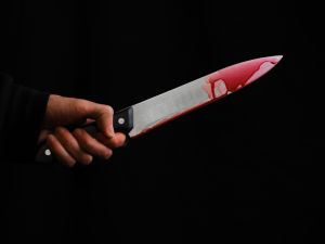 Algerian mother in critical condition after being stabbed 3 times. (Shutterstock)