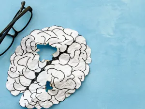 طبيب البوابة: 6 أعراض بصرية قد تشير لأورم الدماغ