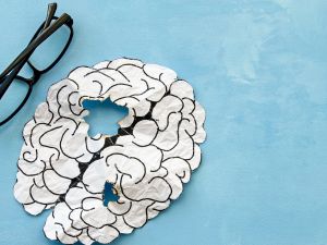طبيب البوابة: 6 أعراض بصرية قد تشير لأورم الدماغ