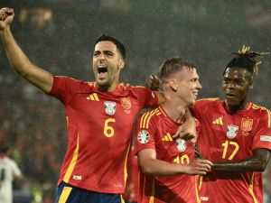 إسبانيا إلى ربع نهائي يورو 2024 (Photo by Angelos Tzortzinis / AFP)