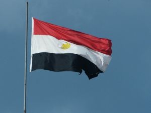 الحكومة المصرية تكشف | عقوبة المقيمين المخالفين في الأراضي المصرية