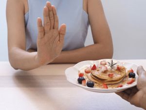 بعد كم يوم يدخل الجسم في الحالة الكيتونية؟ كل ما تريد معرفته عن نظام الكيتو