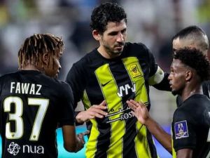 بين البقاء والشرط التعجيزي!! مفاجآت بشأن محترفي الاتحاد