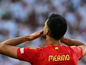 ميكيل ميرينو (Photo by Tobias SCHWARZ / AFP)