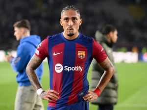 برشلونة يعيد ترتيب أولوياته في سوق الانتقالات