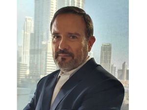 Samsung partners with e& UAE to launch Education - Smart Schools initiative in UAE, heralding a new era of e-learning