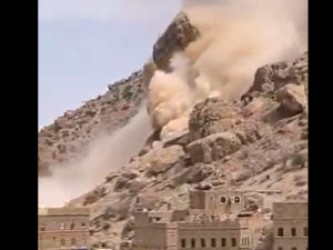 Rockslide in Hadramout