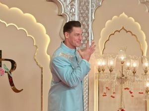 جون سينا في زفاف أنانت أمباني جون سينا في زفاف أنانت أمباني