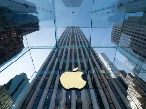 Apple takes over as the most valuable firm in the world