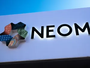 NEOM and Equinox to open a luxurious resort in Saudi Arabia featuring 450-meter bridge