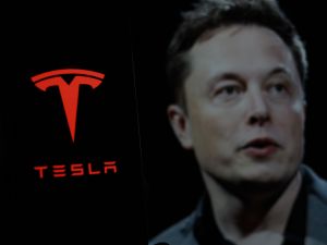 Musk: Tesla to start using humanoid robots in 2025