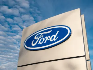 Ford annual earnings decline 27% as it misses Q2 estimates