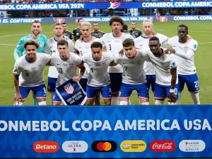 USA's players pose for photos ahead of the Conmebol 2024 Copa America tournament group C football match between Panama and USA at Mercedes Benz Stadium in Atlanta, Georgia, on June 27, 2024. (Photo by EDUARDO MUNOZ / AFP)