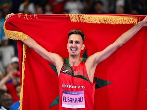 البقالي يفوز بالذهب (Photo by Kirill KUDRYAVTSEV / AFP)