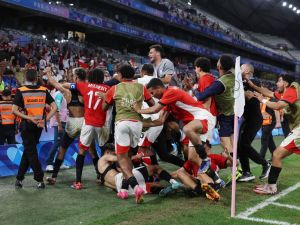 مصر إلى المربع الذهبي (Photo by Pascal GUYOT / AFP)