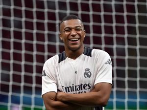 مبابي على أبواب الظهور الأول مع ريال مدريد