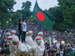 Bangladesh protests resumed