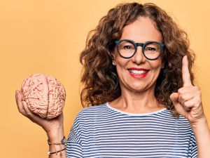 طبيب البوابة: 5 مجموعات غذائية قوية لتعزيز صحة الدماغ