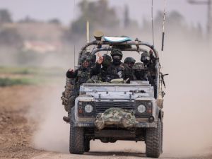 اسرائيل تعزز حدودها مع الأردن بفرقة عسكرية جديدة اسرائيل تعزز حدودها مع الأردن بفرقة عسكرية جديدة