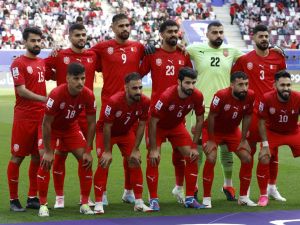 منتخب البحرين (Photo by KARIM JAAFAR / AFP)