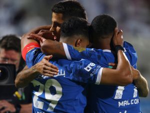 الهلال يتفوق على الريان (Photo by Fayez NURELDINE / AFP)
