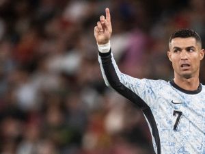 رونالدو يحقق إنجازا تاريخيا جديدا (Photo by Patricia DE MELO MOREIRA / AFP)