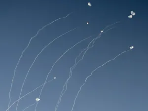 صواريخ