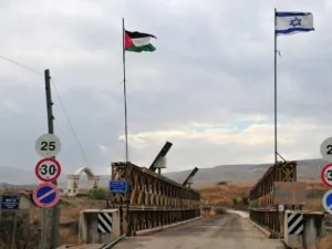 إسرائيل تحفر خندقا على حدود الأردن