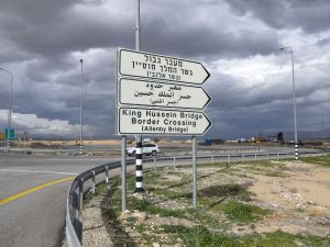 King Hussein bridge crossing