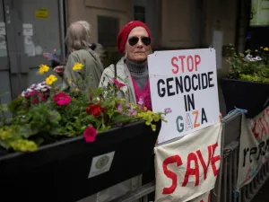 UK suspends partial arms exports to Israel fearing war crimes