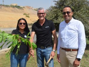 Mercedes-Benz Egypt collaborates with Shagrha for Sustainable Development Initiative