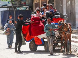  90% من سكان غزة تعرضوا للتهجير بسبب الحرب
