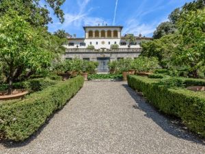 Queen Victoria's villa is now on sale for $55 million