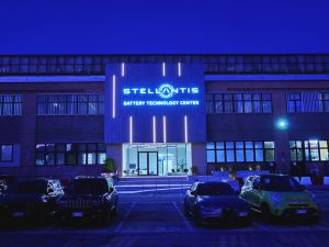 Stellantis invests $400m in EV push across 3 Michigan plants