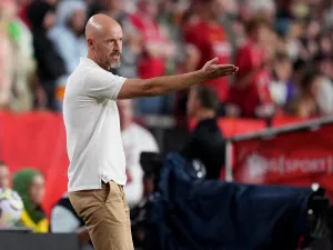 Head coach Erik ten Hag pf Manchester United watches his team play against Liverpool during a pre-season friendly match at Williams-Brice Stadium on August 03, 2024 in Columbia, South Carolina. Grant Halverson/Getty Images/AFP (Photo by GRANT HALVERSON / GETTY IMAGES NORTH AMERICA / Getty Images via AFP)