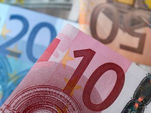 سعر اليورو مقابل الليرة السورية