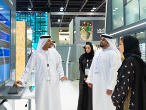 جمارك دبي توظف الذكاء الاصطناعي لتعزيز العمليات التجارية