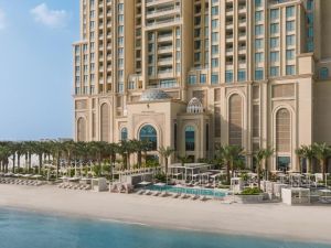 Four Seasons Resort And Residences At The Pearl-qatar Recognized With Condé Nast Traveler’s 2024 Readers’ Choice Award At #22 For Best Resorts In The World And At #2 For Best Resorts In The Middle East