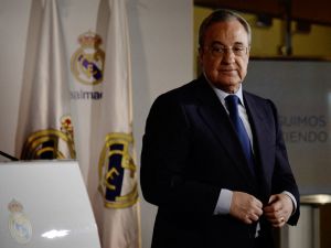 ريال مدريد يكثف سعيه للتعاقد مع ألكسندر أرنولد بعد إصابة كارفاخال