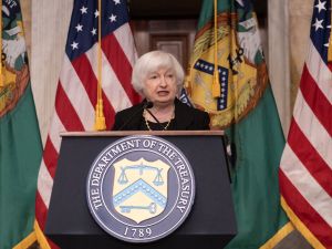 US prepares $20B loan to Ukraine amid sanctions controversy