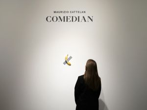 Viral banana artwork for sale at $1.5M