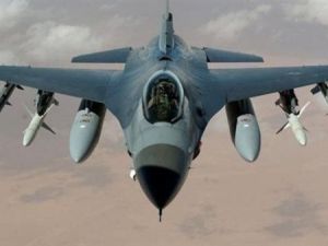F16