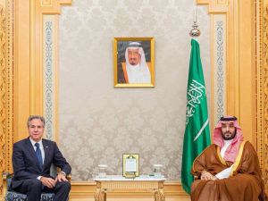 Blinken meets Saudi Crown Prince in Riyadh, advocates for Saudi-Israel normalization