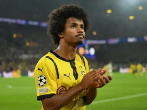 Dortmund's German forward #27 Karim Adeyemi reacts as he leaves the pitch after injury during the UEFA Champions League football match between Borussia Dortmund and Celtic in Dortmund, western Germany on October 1, 2024. (Photo by INA FASSBENDER / AFP)