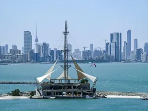 الحريص استغل نفوذه لدى بلدية الكويت والهيئة العامة للصناعة