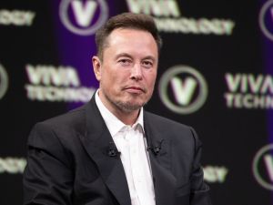 Musk transfers $760M worth of Bitcoin to unknown wallets