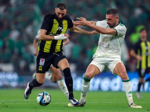 دوري روشن السعودي 2024-25: الاتحاد يستضيف الأهلي في قمة مثيرة