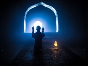 دعاء إذا قلته بعد صلاة الفجر يعطيك قوة ونشاط وقبول عند الناس