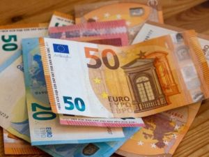 سعر اليورو مقابل الليرة السورية
